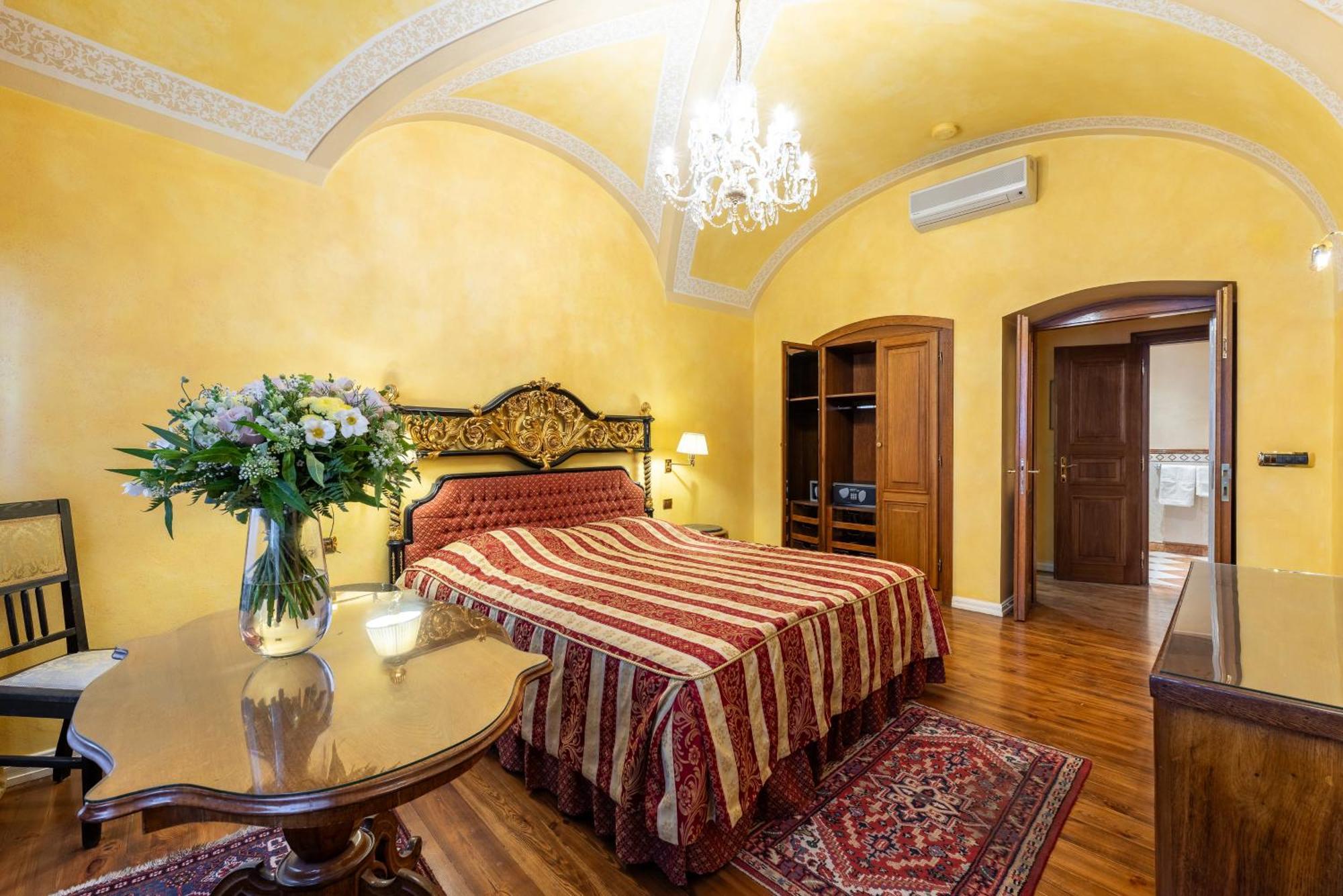 Nosticova Apartments Prague Exterior photo