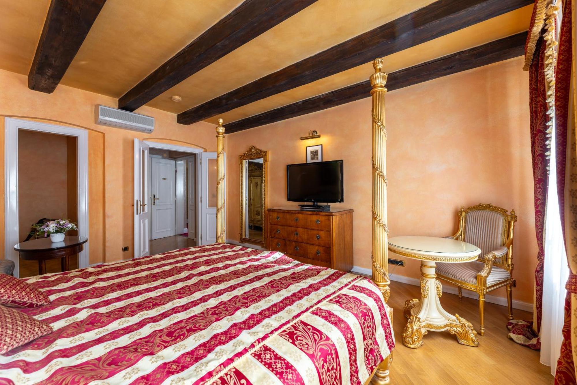 Nosticova Apartments Prague Room photo